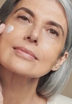 CLARINS NUTRI LUMIERE JOUR Tagescreme 50ml -GESICHTSPFLEGE Verkäufe unnamed file 113